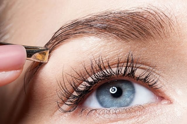 épilation des sourcils